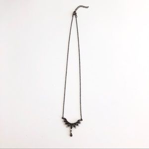 🕸 Dark Gray & White Necklace